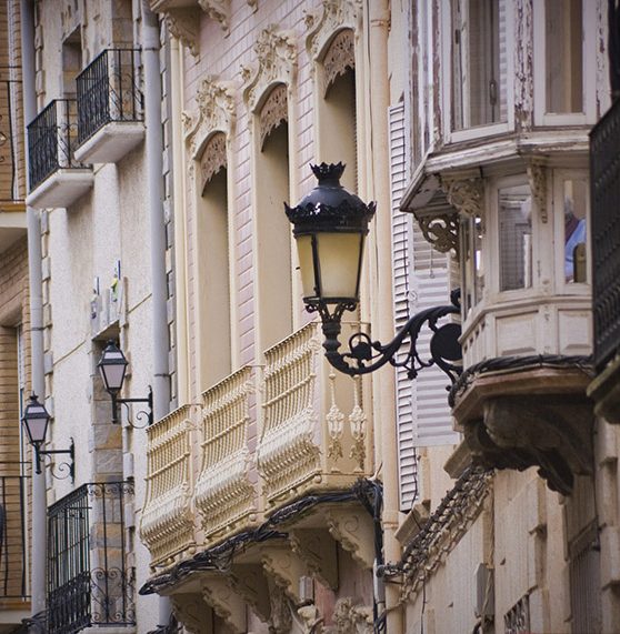 caudete-detalle-fachada