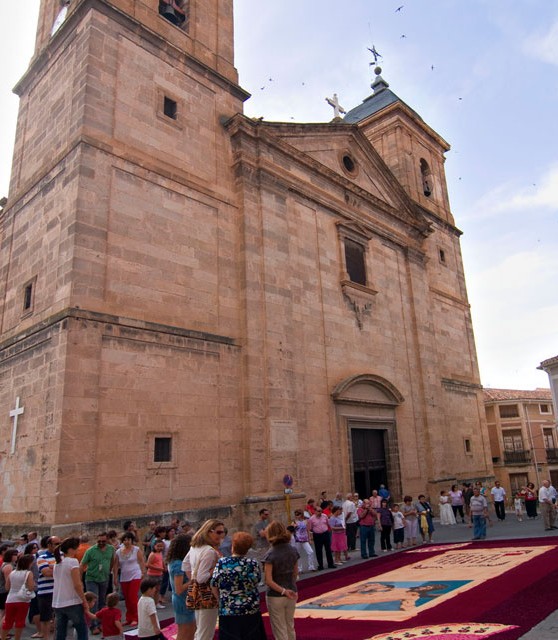 elche_de_le_sierra_iglesia_corpus